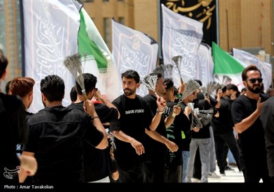 عزاداری باشکوه روز عاشورا در مسجد جمکران