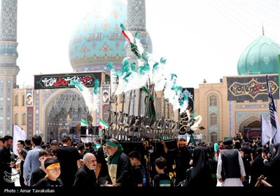 عزاداری باشکوه روز عاشورا در مسجد جمکران