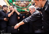 «نخلگردانی» جلوه سوگ عاشورائیان مردم سرخه+فیلم