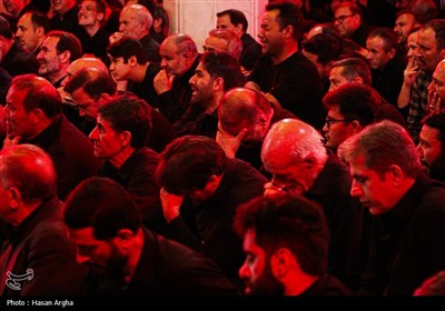 عزاداری عاشورای حسینی در حسینیه اعظم زنجان