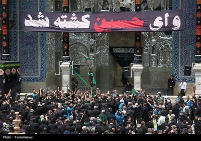 شور عاشورای حسینی در حرم کریمه اهل‌بیت(ع)