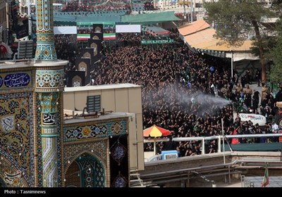 عزاداری و هروله عزاداران قمی در عصر روز عاشورا