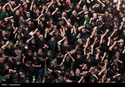 عزاداری و هروله عزاداران قمی در عصر روز عاشورا