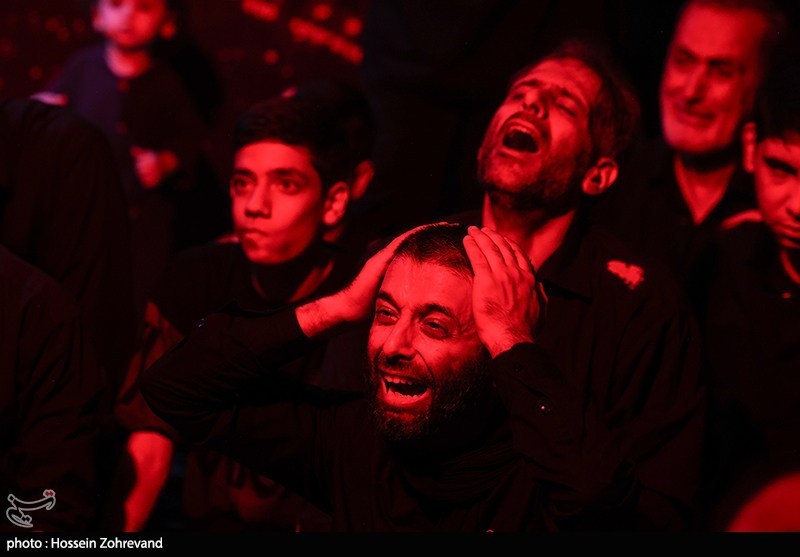 چرا پس از 1400 سال هنوز بر امام حسین میگرییم؟