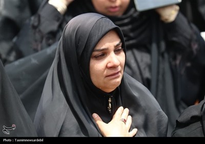 اردبیلِ سربلند؛ نماز ظهر عاشورا با شکوه‌تر از همیشه در دارالارشاد و دارالعباس