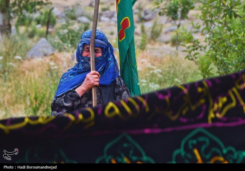 زنان قرهداغ پای کار عزای امام حسین (ع)