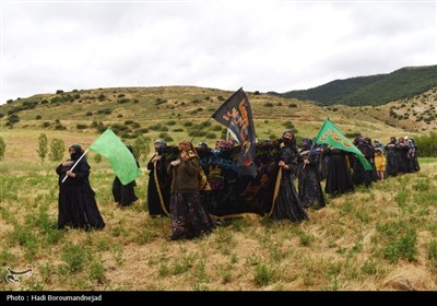 زنان قره‌داغ پای کار عزای امام حسین (ع)