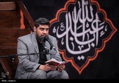 مراسم عزاداری شام غریبان حسینی (ع) در حسینیه امام خمینی