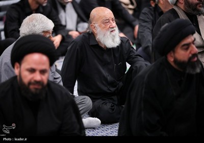 مراسم عزاداری شام غریبان حسینی (ع) در حسینیه امام خمینی