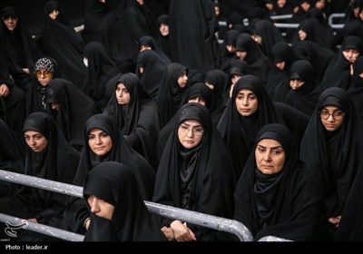 مراسم عزاداری شام غریبان حسینی (ع) در حسینیه امام خمینی