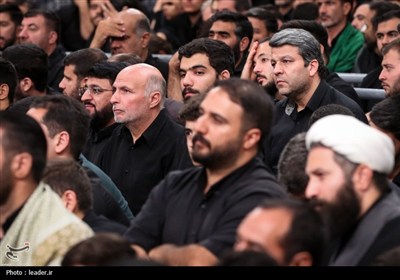 مراسم عزاداری شام غریبان حسینی (ع) در حسینیه امام خمینی