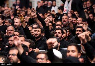 مراسم عزاداری شام غریبان حسینی (ع) در حسینیه امام خمینی