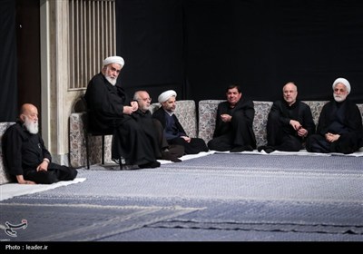 مراسم عزاداری شام غریبان حسینی (ع) در حسینیه امام خمینی