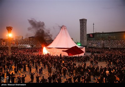 خیمه سوزان عصر عاشورا در میدان امام حسین (ع)
