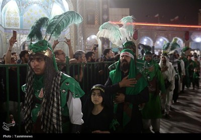 مراسم شام غریبان حسینی در حرم حضرت معصومه(س)