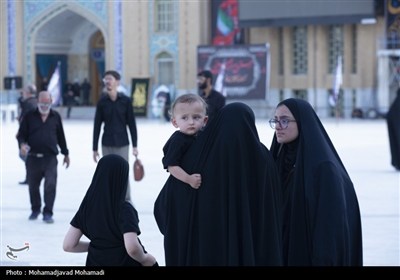 حال و هوای مسجد جمکران در عصر عاشورا