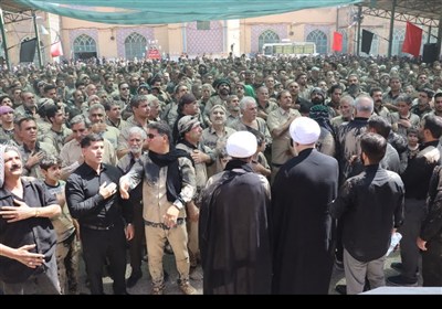 برگزاری نماز ظهر عاشورا در لرستان