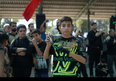 برگزاری نماز ظهر عاشورا در لرستان
