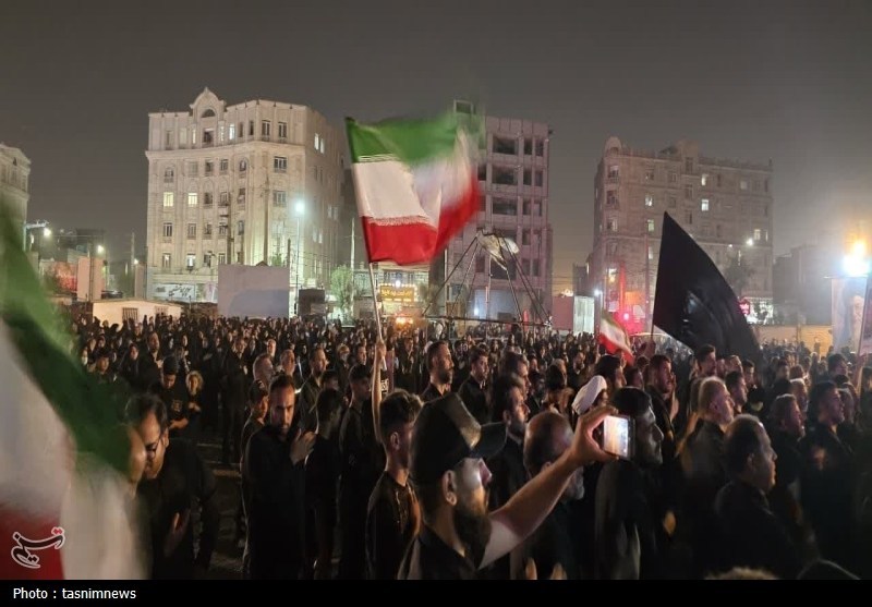 فریاد «لبیک یا خامنه‌ای» در شام غریبان حضرت اباعبدالله الحسین(ع) باقرشهر