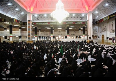 اجتماع رهروان زینبی در حرم حضرت معصومه(س)