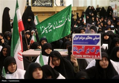 اجتماع رهروان زینبی در حرم حضرت معصومه(س)
