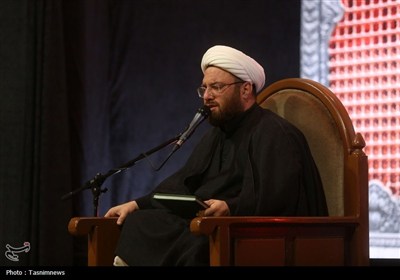 اجتماع رهروان زینبی در حرم حضرت معصومه(س)