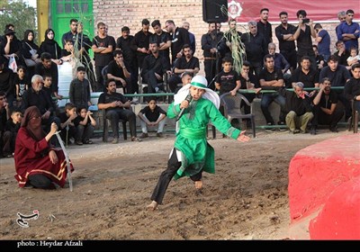 بازسازی واقعه عاشورا در ده‌زیار کرمان