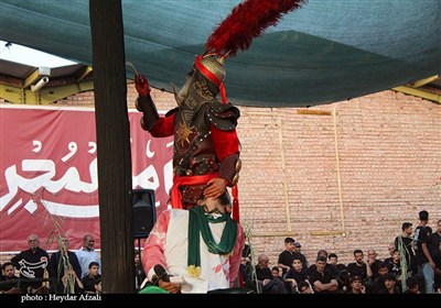 بازسازی واقعه عاشورا در ده‌زیار کرمان