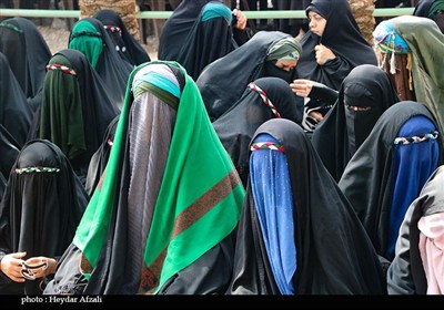 بازسازی واقعه عاشورا در ده‌زیار کرمان