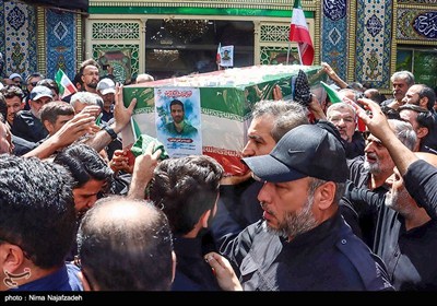 تشییع پیکر مطهر سه شهید در مشهد