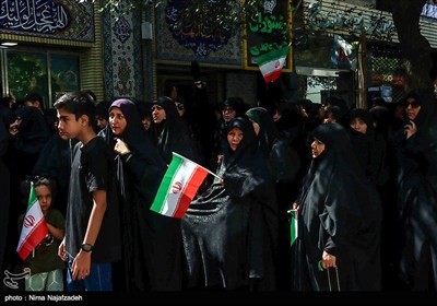 تشییع پیکر مطهر سه شهید در مشهد