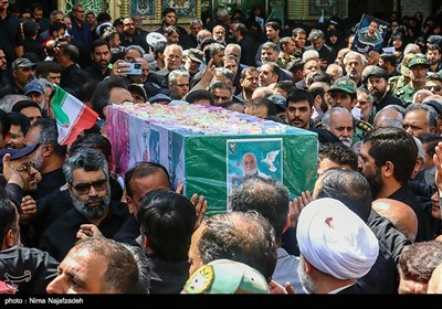 تشییع پیکر مطهر سه شهید در مشهد