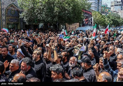 تشییع پیکر مطهر سه شهید در مشهد