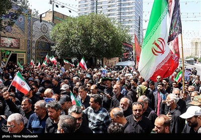 تشییع پیکر مطهر سه شهید در مشهد
