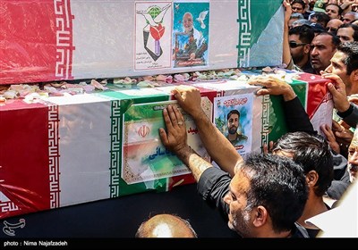 تشییع پیکر مطهر سه شهید در مشهد