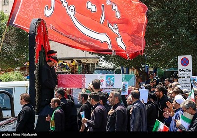 تشییع پیکر مطهر سه شهید در مشهد