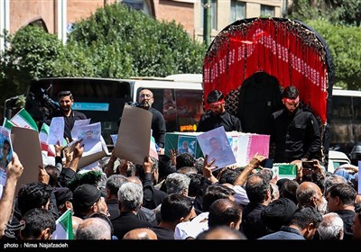 تشییع پیکر مطهر سه شهید در مشهد