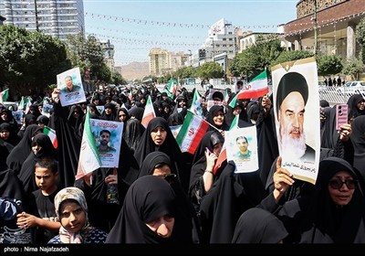 تشییع پیکر مطهر سه شهید در مشهد