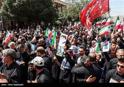 تشییع پیکر مطهر سه شهید در مشهد