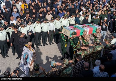 تشییع پیکر دو شهید مدافع وطن در خرم آباد