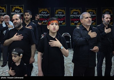 عزاداری روز عاشورا در هیئت محبان الفاطمه (س)