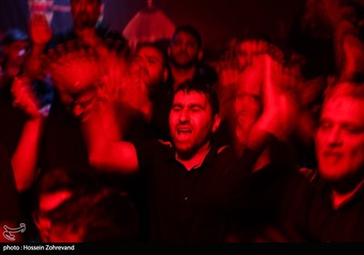 عزاداری روز عاشورا در هیئت محبان الفاطمه (س)