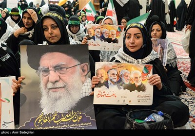 اجتماع بزرگ زینبیون در حرم مطهر حضرت شاهچراغ (ع)