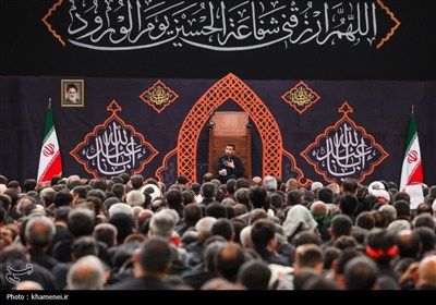 آخرین شب مراسم عزاداری محرم در حسینیه امام خمینی(ره)