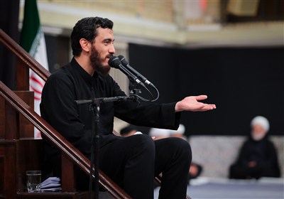 نوحهخوانی حاج مهدی رسولی در شب آخر عزاداری در حسینیه امام خمینی(ره)