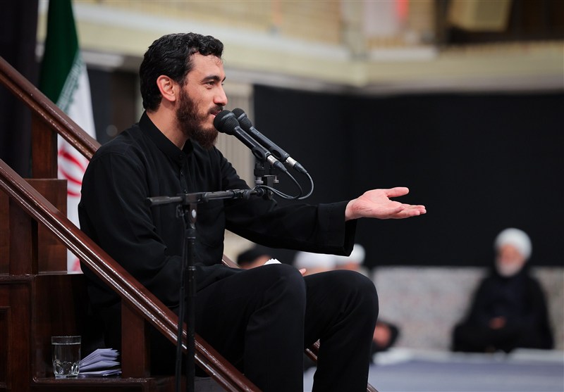 نوحه‌خوانی حاج مهدی رسولی در شب آخر عزاداری در حسینیه امام خمینی(ره)