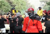 کاروان نمادین اسرای کربلا در خیابان‌های ورامین به حرکت درآمد