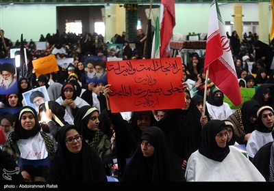 اجتماع بزرگ بانوان زینبی در همدان