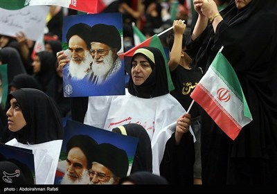 اجتماع بزرگ بانوان زینبی در همدان