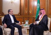 ابن سلمان یؤکد على تطویر العلاقات مع إیران فی کافة المجالات